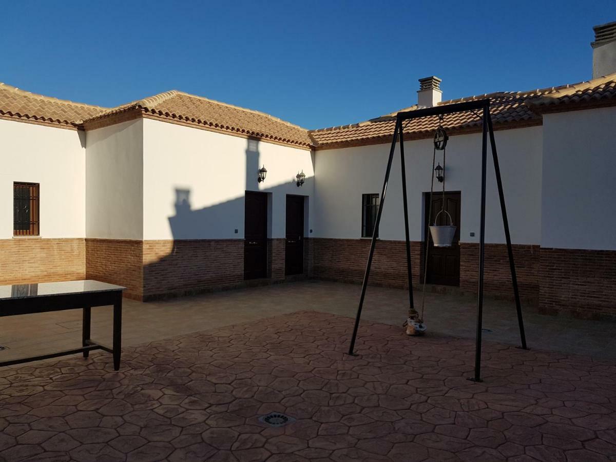 Apartamentos Rurales La Dehesa Del Acebuche Jaén Εξωτερικό φωτογραφία