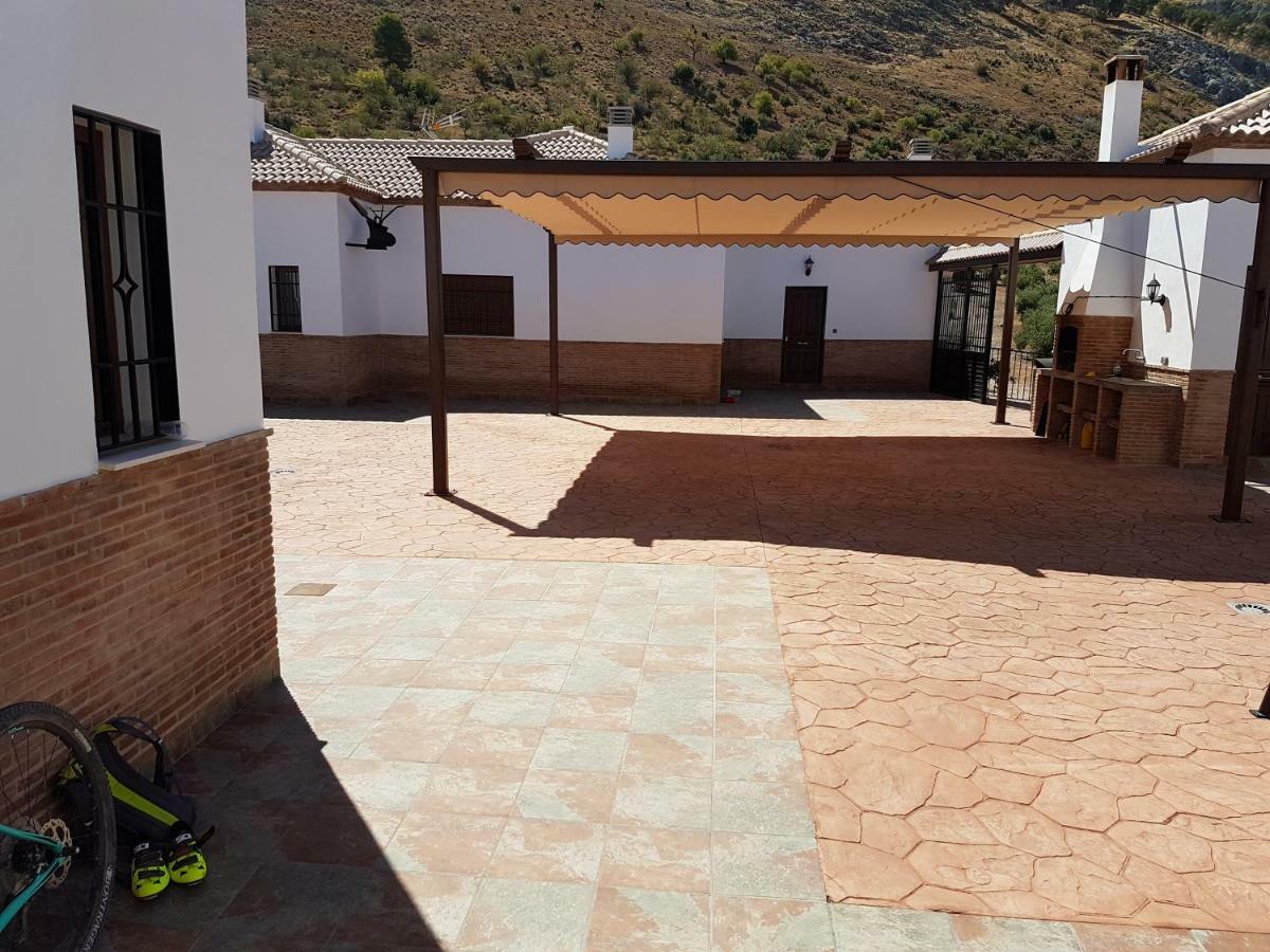 Apartamentos Rurales La Dehesa Del Acebuche Jaén Εξωτερικό φωτογραφία
